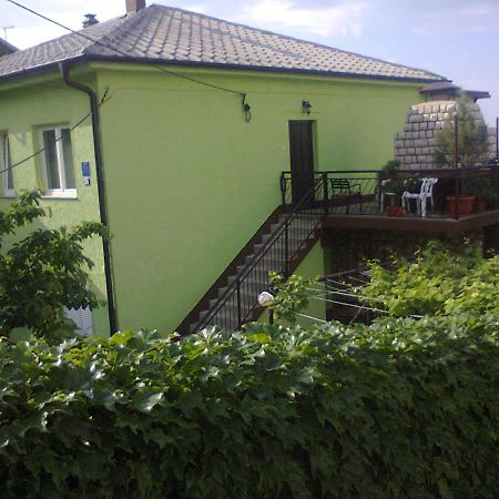 Apartmani Ana Novi V. - Studio Novi Vinodolski Exterior photo