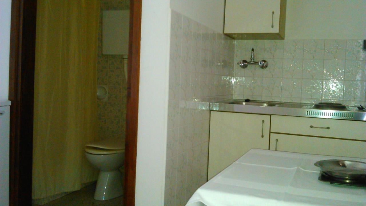Apartmani Ana Novi V. - Studio Novi Vinodolski Exterior photo